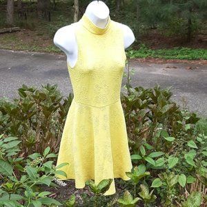 Snap tapestry halter keyhole back dress